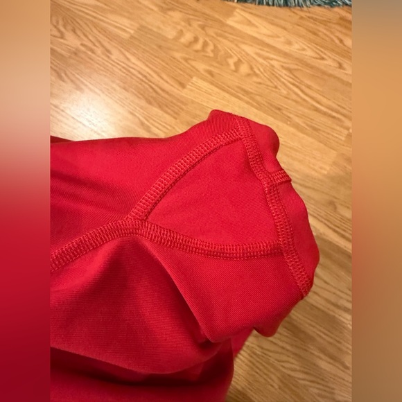 Alo High Waisted Airbrush Red 7/8 Leggings Size Small - Picture 8 of 9